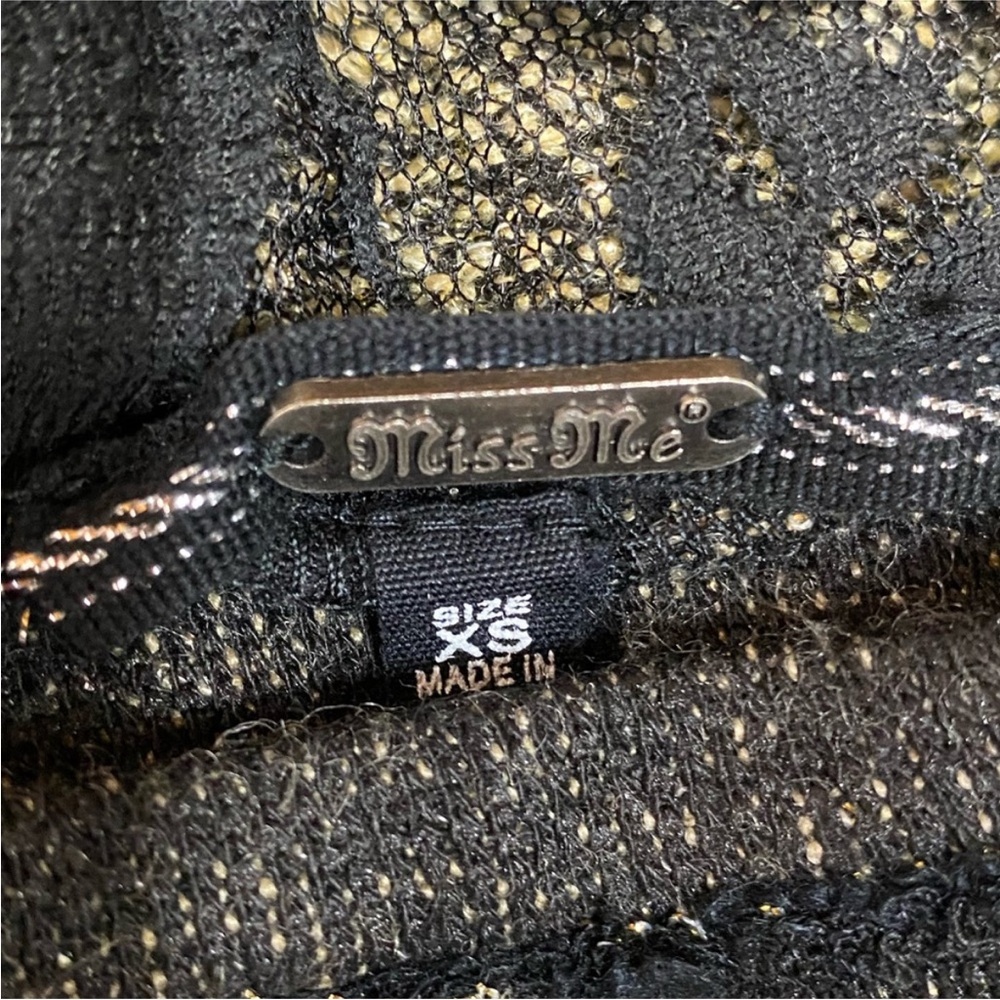 Miss Me Metallic‎ Sweatshirt - Picture 8 of 9